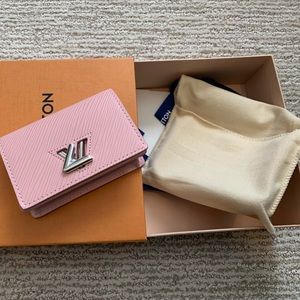 Louis Vuitton twist card holder